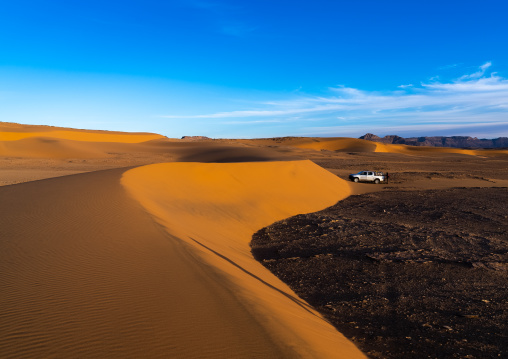 Sand dunes in the Sahara desert, Tassili N'Ajjer National Park, Tadrart Rouge, Algeria