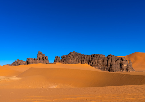 Rock formation in the desert, Tassili N'Ajjer National Park, Tadrart Rouge, Algeria