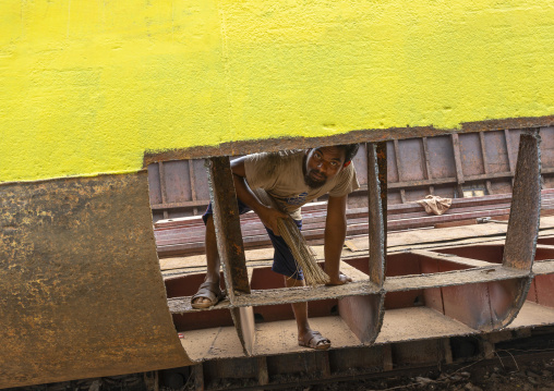 Worker at Dhaka Shipyard, Dhaka Division, Keraniganj, Bangladesh