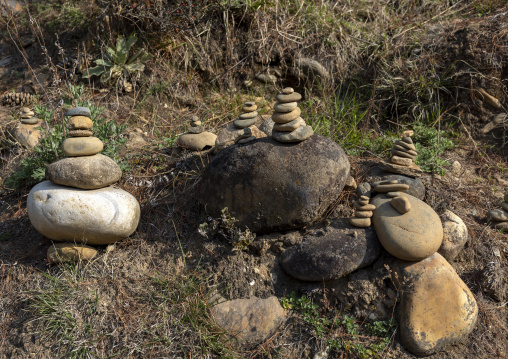 Prayer stone stack pyramid, Bumthang, Mo Chhu, Bhutan