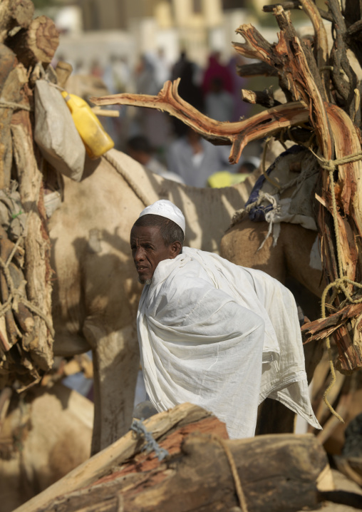 Eritrean man in the monday camel market, Anseba, Keren, Eritrea