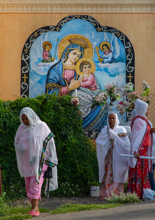 Eritrean women praying in enda mariam orthodox cathedral, Central region, Asmara, Eritrea