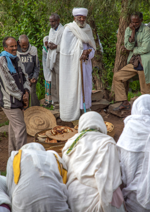 Eritrean priest celebrating the end of fasting in enda mariam orthodox cathedral, Central region, Asmara, Eritrea