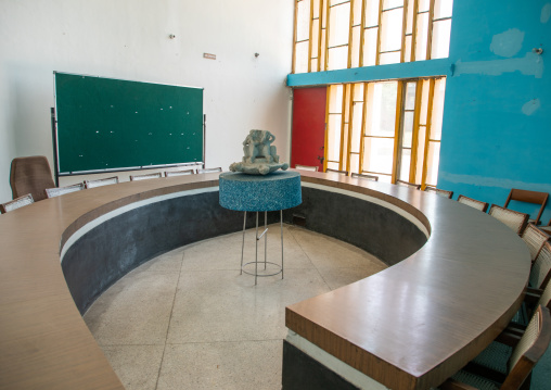 Inside Gandhi Bhavan at the Panjab University by Pierre Jeanneret, Punjab State, Chandigarh, India