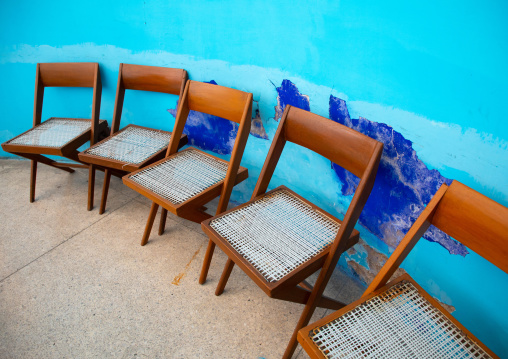 Chairs in Gandhi Bhavan at the Panjab University by Pierre Jeanneret, Punjab State, Chandigarh, India