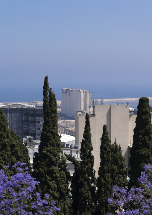 Grain silos at Beirut Port destroyed after a massive explosion, Beirut Governorate, Beirut, Lebanon