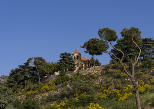 Old traditional lebanese house on a hill, Mount Lebanon Governorate, Ain Zhalta, Lebanon