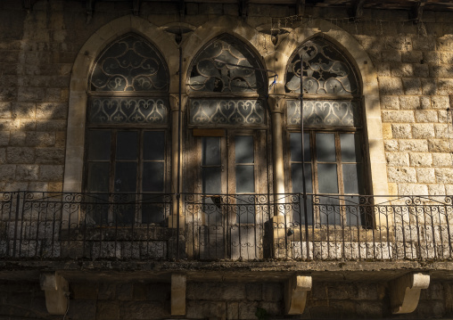 Old traditional lebanese house with triple arches, Governorate of North Lebanon, Tannourine, Lebanon