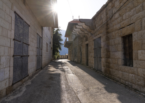 Old heritage houses in the village, Mount Lebanon, Douma, Lebanon