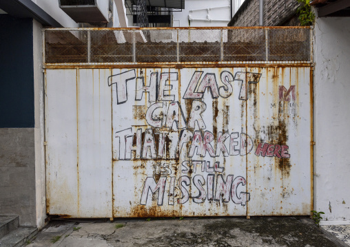 warning on a wall to forbid cars to park there, Penang island, George Town, Malaysia