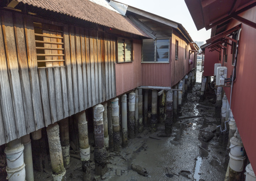 Chew Jetty wooden houses at low tide, Penang island, George Town, Malaysia