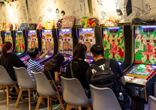 Games stand in a night market, Zhongzheng District, Taipei, Taiwan