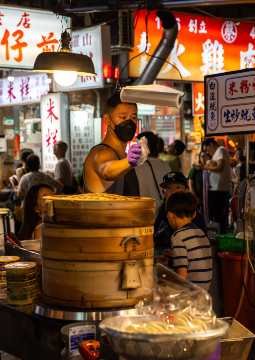 Nanjichang night market, Zhongzheng District, Taipei, Taiwan