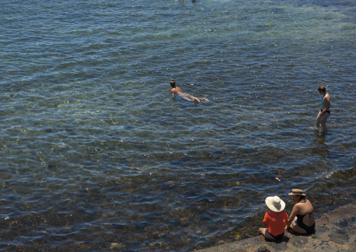 Hanga roa natural pool, Easter Island, Hanga Roa, Chile