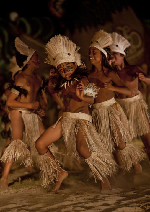 Dances during tapati festival, Easter Island, Hanga Roa, Chile