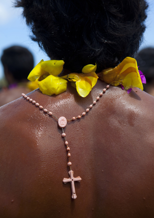 Tau' a rapa nui race competition during tapati festival, Easter Island, Hanga Roa, Chile