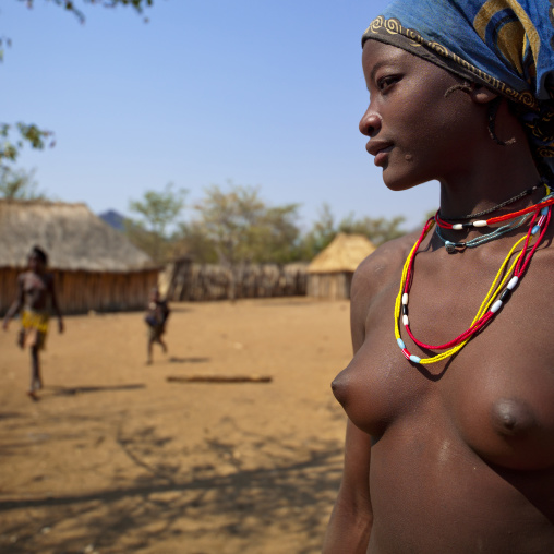 Mudimba Woman With Headband Called Misses Ines, Angola