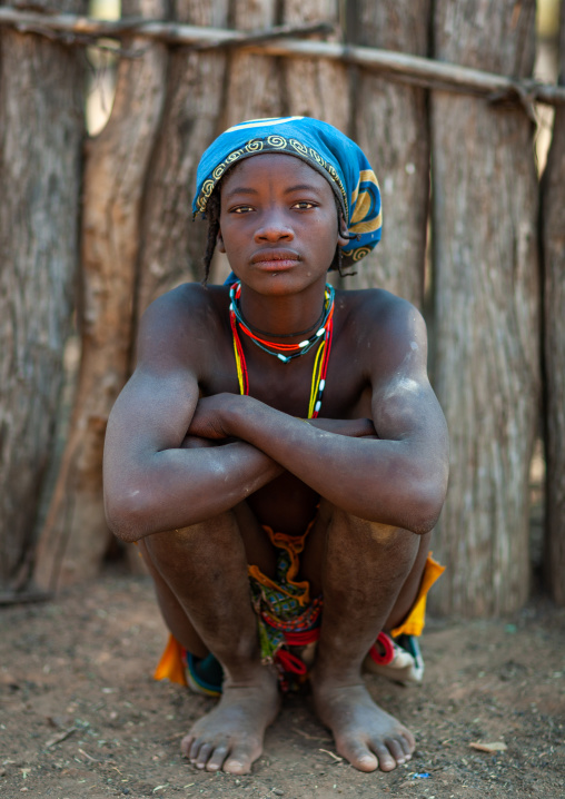 Portrait of a Muhacaona tribe woman, Cunene Province, Oncocua, Angola