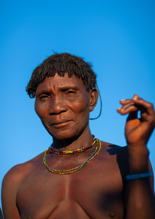 Portrait of a Muhacaona tribe woman, Cunene Province, Oncocua, Angola