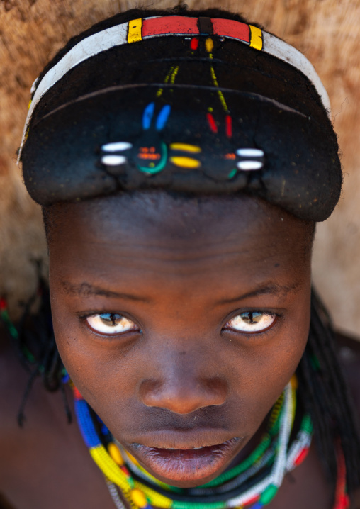 Portrait of a Muhacaona tribe young woman, Cunene Province, Oncocua, Angola