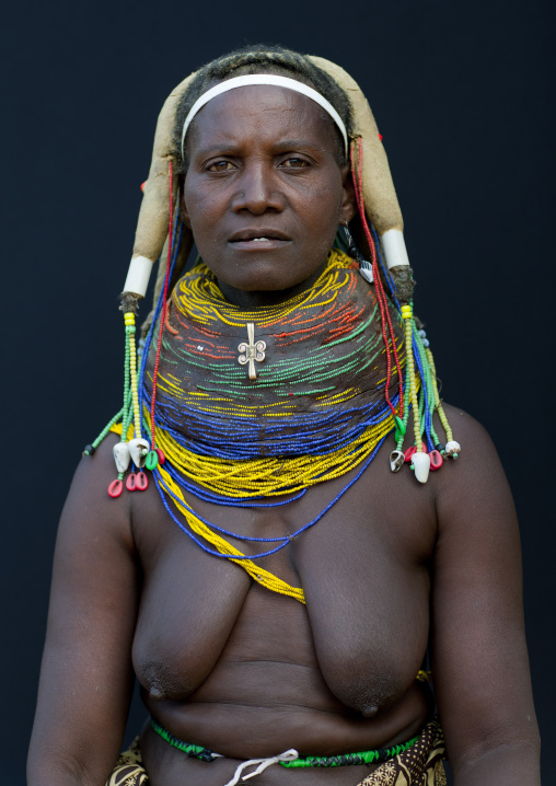 Mwila Woman Wearing The Vilanda Necklace, Chibia Area, Angola