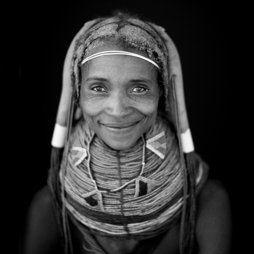 Mwila Woman Wearing The Vilanda Necklace, Chibia Area, Angola