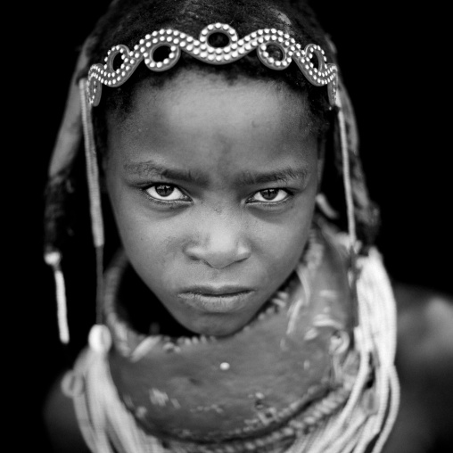 Mwila Girl With The Traditional Vikeka Mud Necklace, Angola