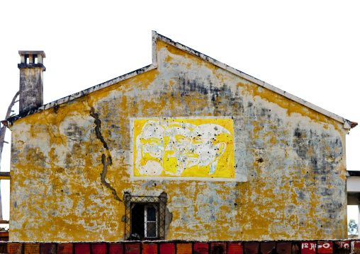 Old Communist Propaganda On The Facade Of A House In Lubango, Angola