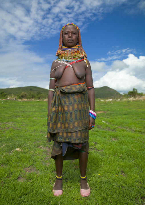 Topless Mwila Woman With A Vilanda Necklace, Chibia Area, Angola