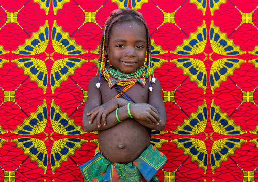 Mumuhuila tribe girl portrait, Huila Province, Chibia, Angola