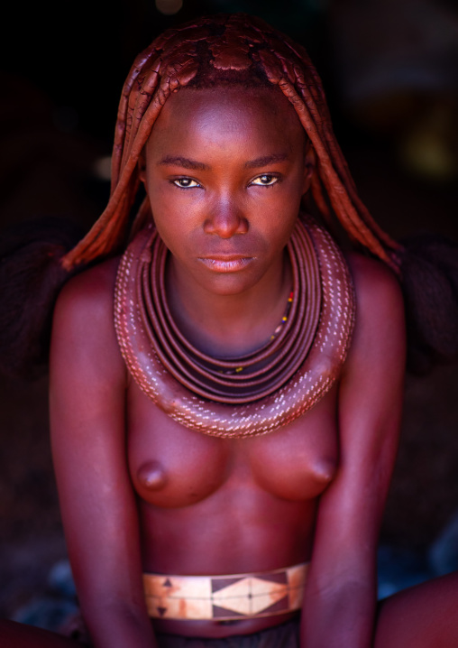 Batwa tribe young married woman, Cunene Province, Oncocua, Angola