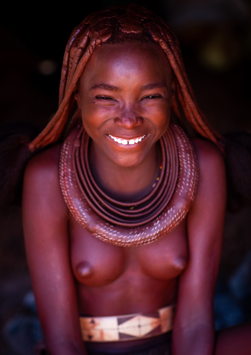 Batwa tribe young married woman, Cunene Province, Oncocua, Angola