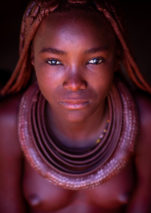 Batwa tribe young married woman, Cunene Province, Oncocua, Angola