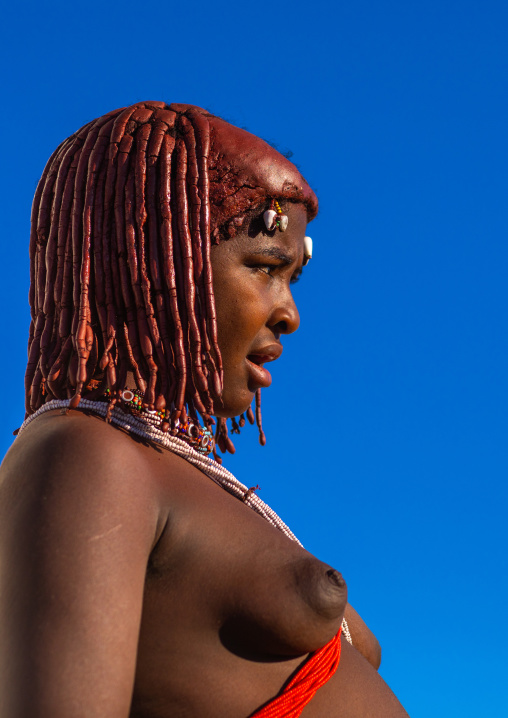 Portrait of a topless mumuhuila tribe woman, Huila Province, Lubango, Angola