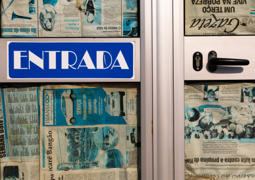 Entry sign on an abandonned shop, Benguela Province, Lobito, Angola