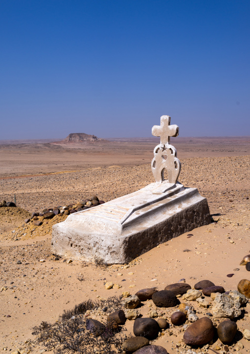 Christian tomb in the desert, Cunene Province, Curoca, Angola