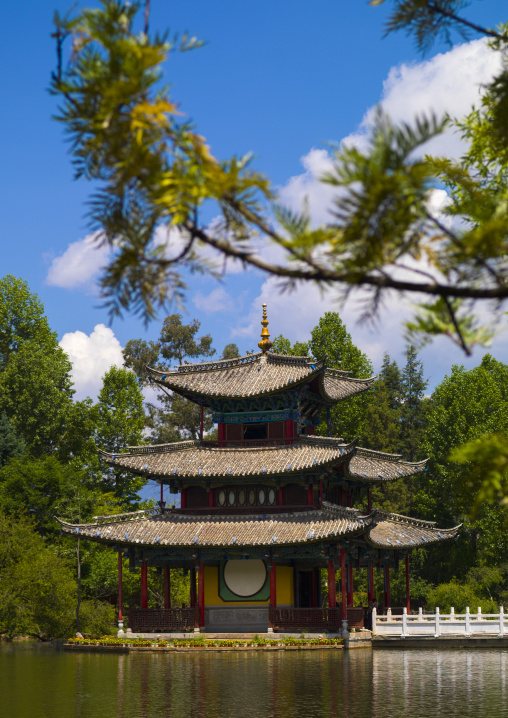 Black Dragon Pool Park, Lijiang, Yunnan Province, China