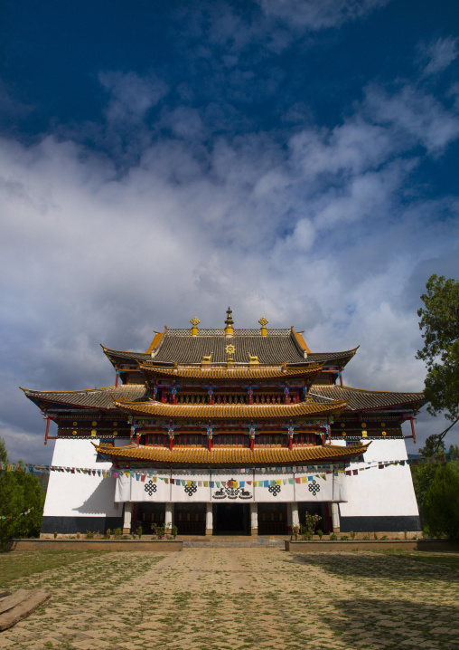 Zhamei Lamaism Monastery, Yongning, Yunnan Province, China