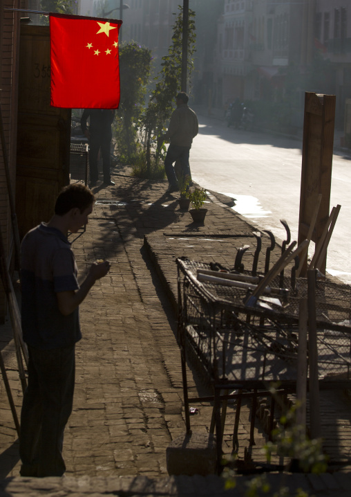 Blacksmith Quarter And Chinese Flag, Kashgar, Xinjiang Uyghur Autonomous Region, China