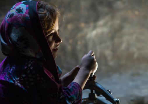 Portrait of an afghan girl, Badakhshan province, Qazi deh, Afghanistan