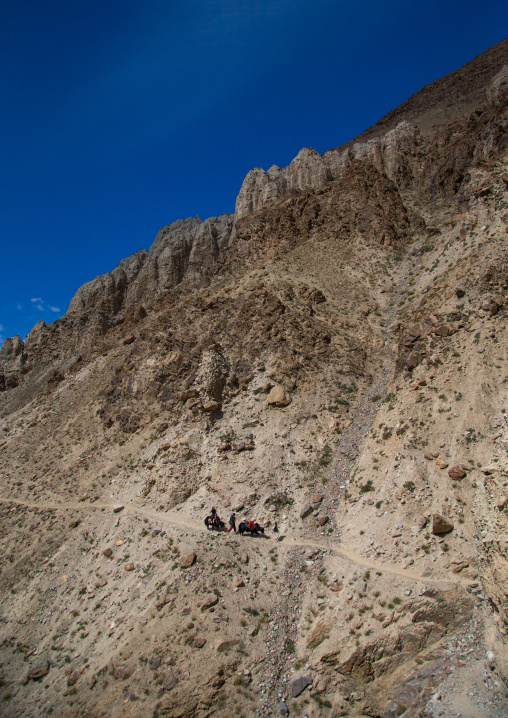 Treck in the pamir mountains with yaks, Big pamir, Wakhan, Afghanistan