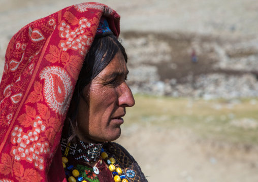 Portrait of a wakhi nomad woman, Big pamir, Wakhan, Afghanistan