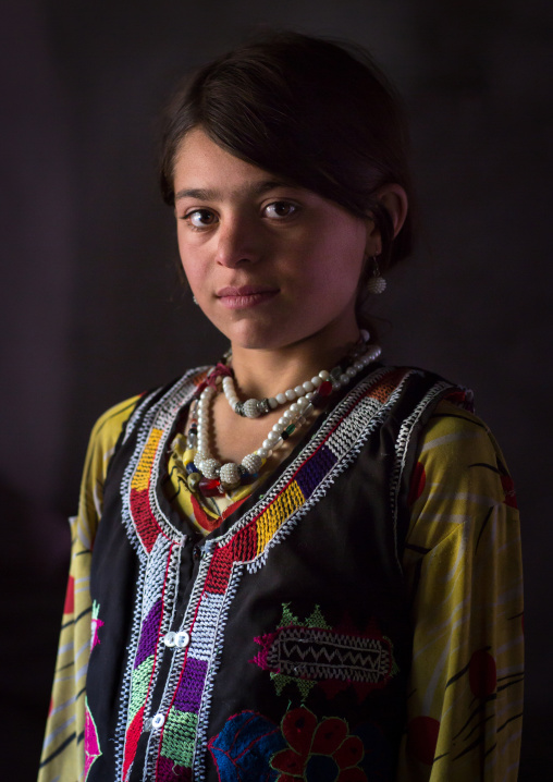 Afghan girl in traditional clothing, Badakhshan province, Wuzed, Afghanistan