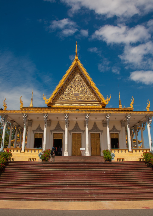 The throne hall inside the royal palace complex, Phnom Penh province, Phnom Penh, Cambodia