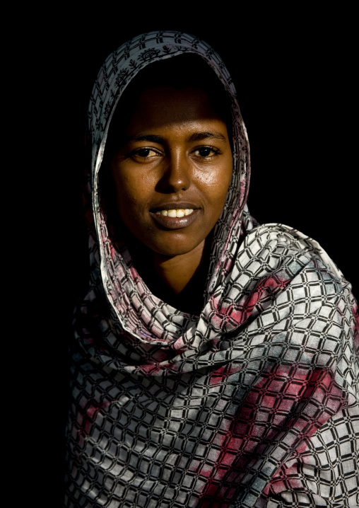 Young Muslim Woman, Tadjourah, Djibouti