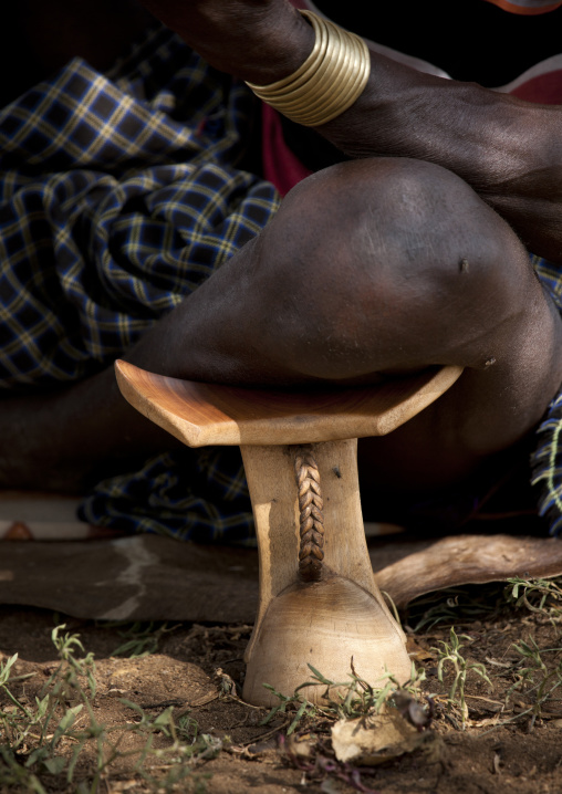 Bana Knee On Headrest Ethiopia