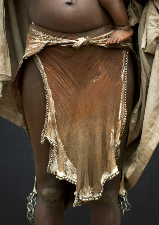 Skin Apron On Karo Woman Omo Valley Ethiopia