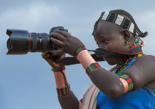 Bashada Tribe Girl Taking Pictures Withn A 5D Canon, Dimeka, Omo Valley, Ethiopia