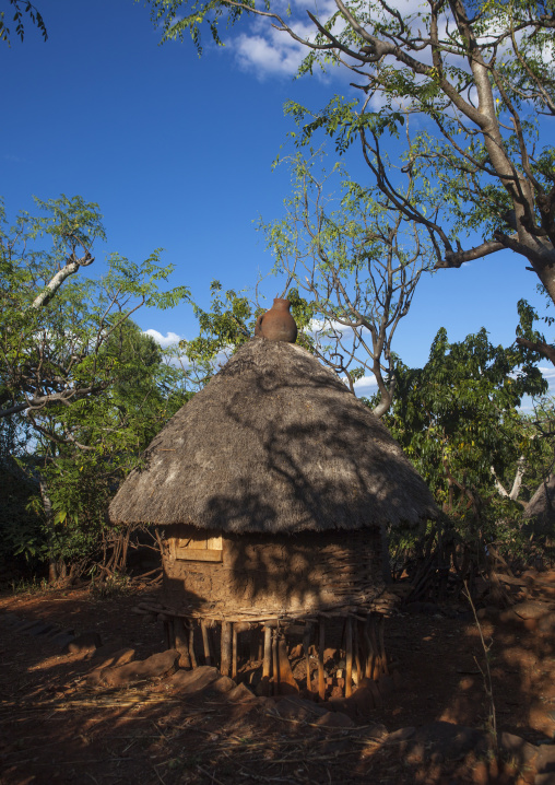 Konso Tribe Traditional Houses With Pots On The Top, Konso, Omo Valley, Ethiopia