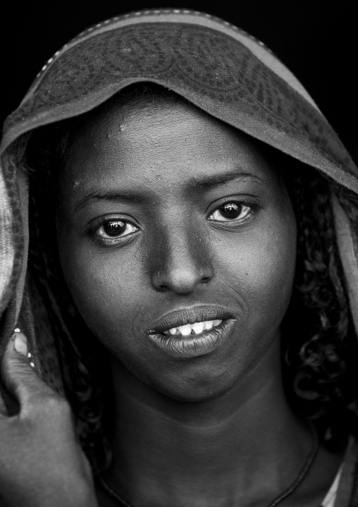 Afar Tribe Woman With Sharpened Teeth, Assaita, Afar Regional State, Ethiopia